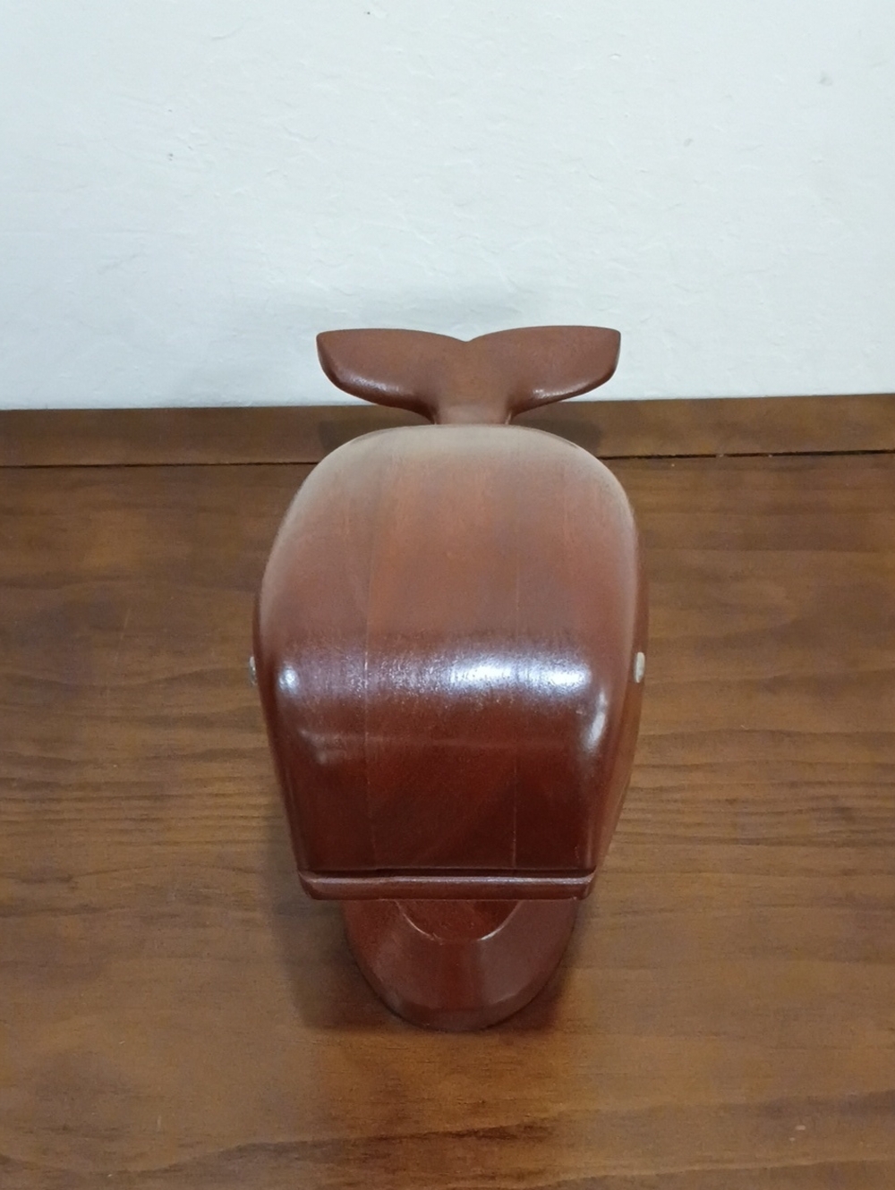 Hand Carved Wooden Whale, Vintage! - Picture 3 of 7